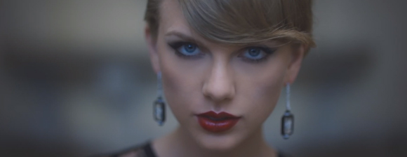 Taylor Swift's Makeup For Blank Space